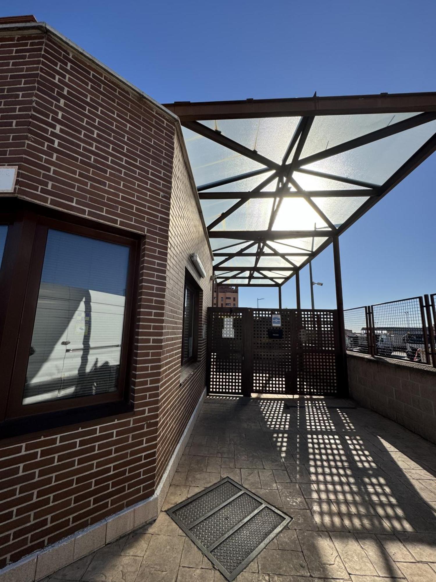 Casa Con Piscina Leilighet Madrid Eksteriør bilde